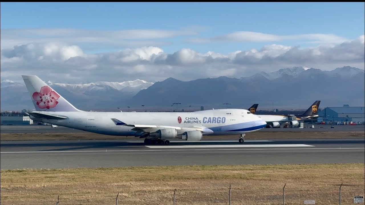 Windy Takeoffs and Landings on Runway 15 at Ted Stevens Anchorage International Airport