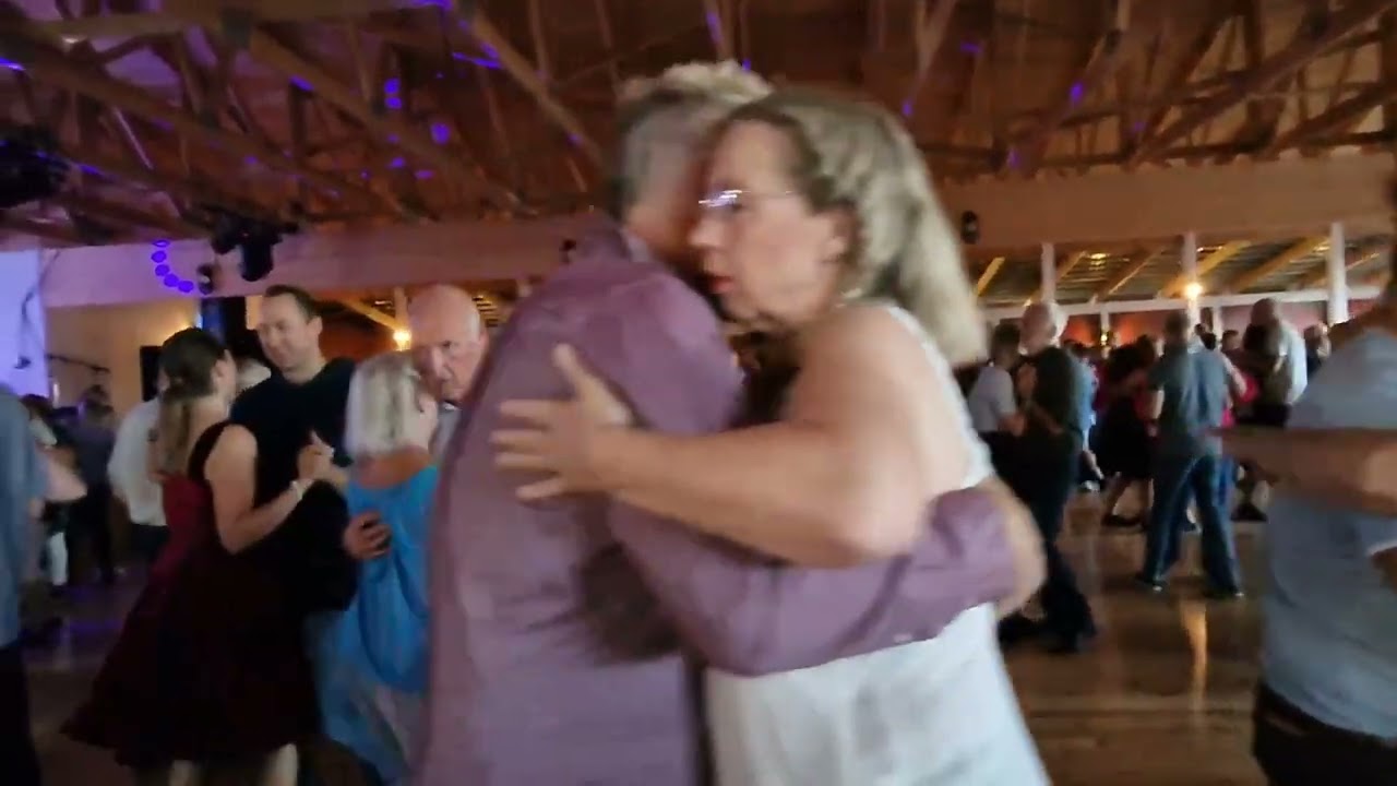 Close to you Fernandoz på Dansbandsveckan 2023 Orrskogen Dansnytt