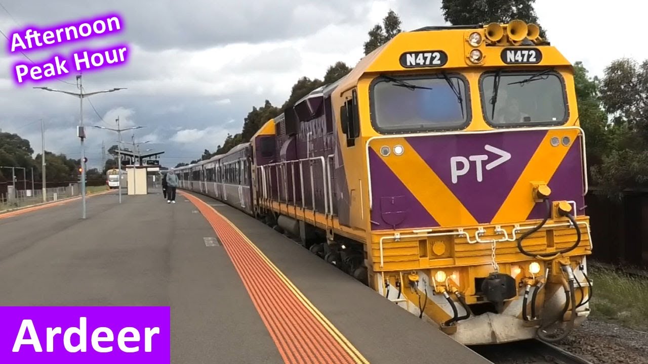 The Afternoon Commute; V/Line Trains at Ardeer during Afternoon Peak Hour - Melbourne Transport