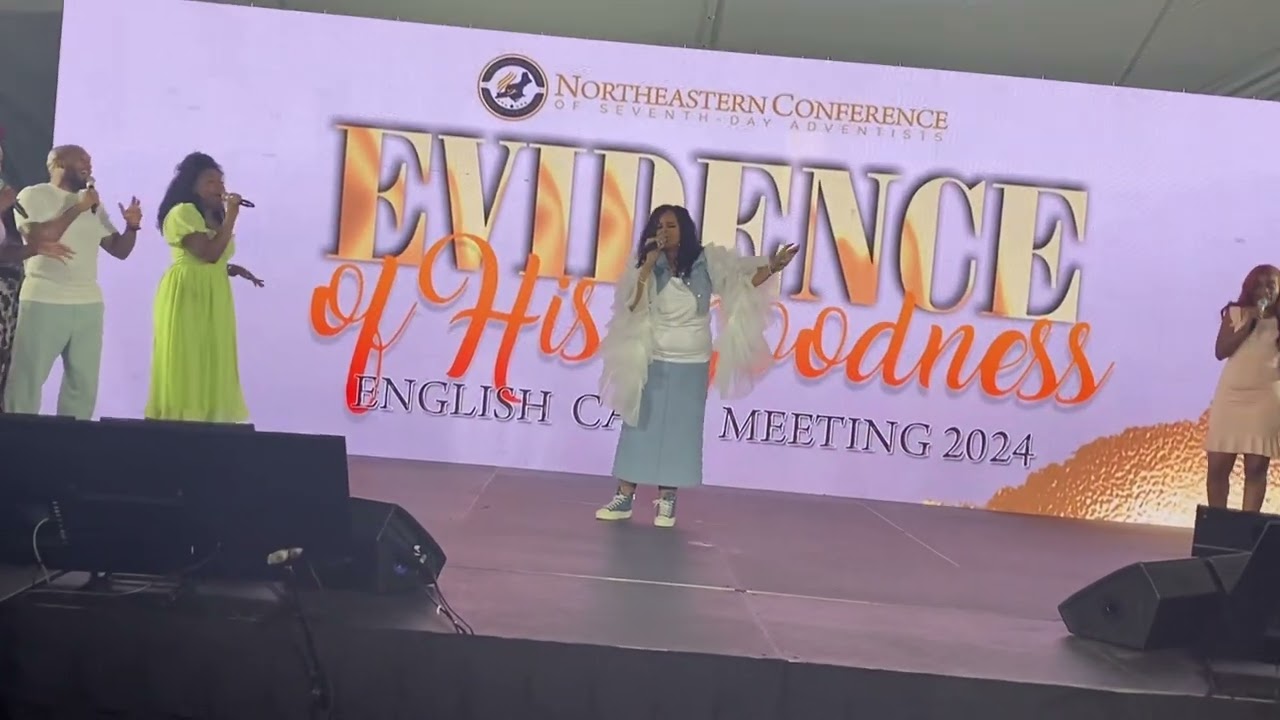 Karen Clark Sheard - Something Has To Break & Blessed And Highly Favored