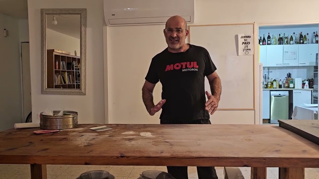 כמה זמן צריך להתפיח בצק מחמצת או פיצה במקרר?