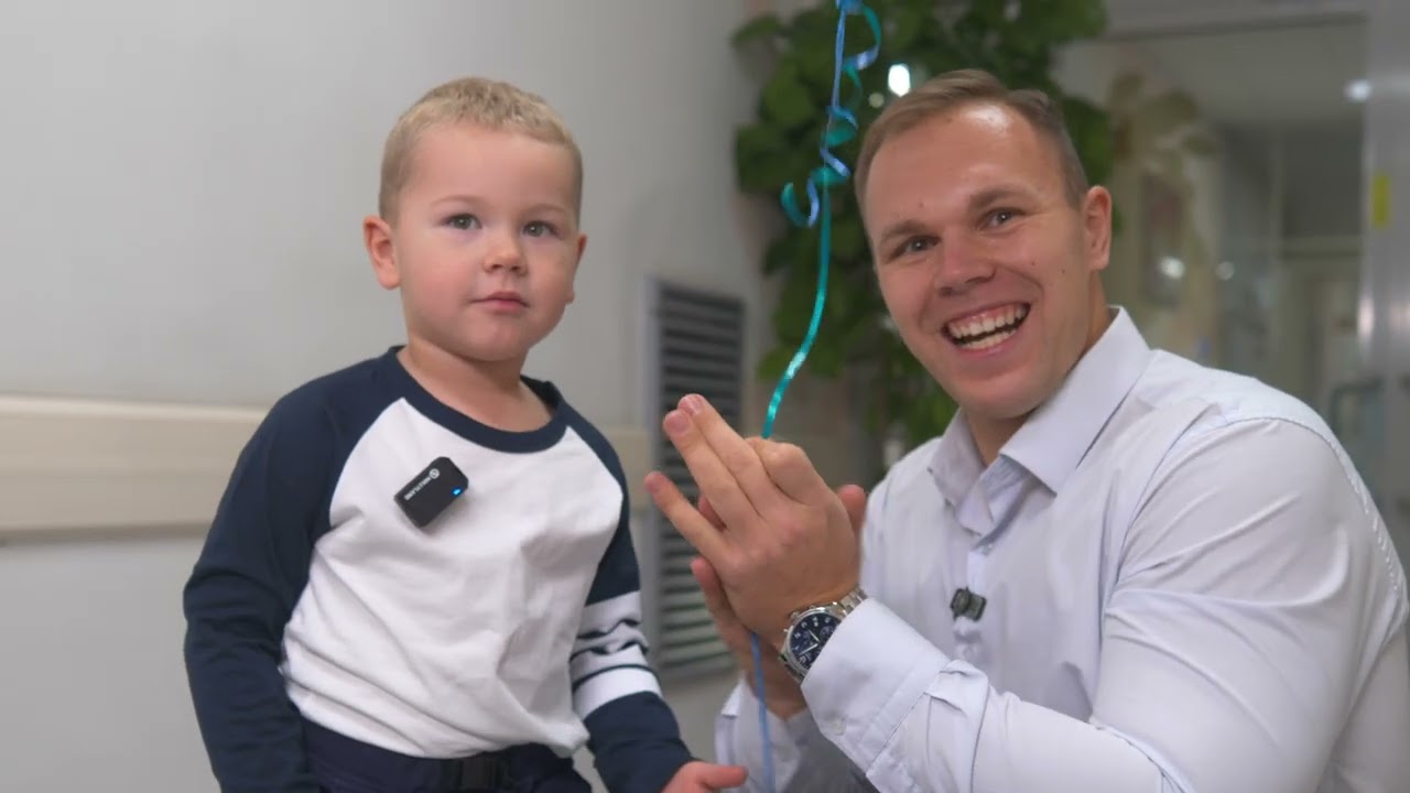 Выписка из роддома зимой