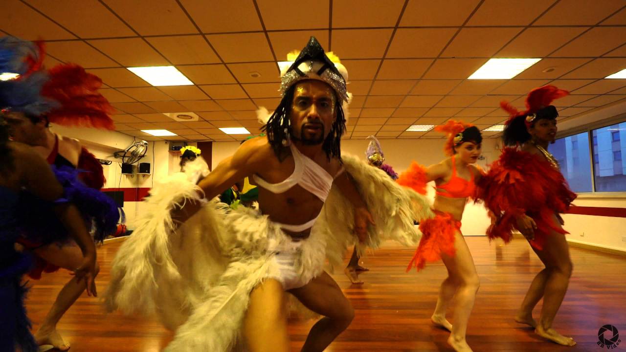 M'Y _ RIO - Le Musical (Real in Rio)