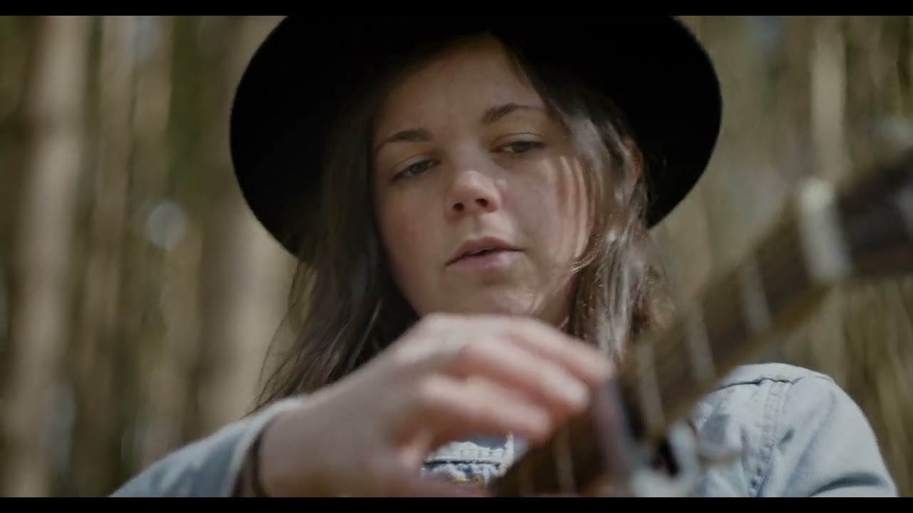 Jessie Reid - Time Goes By (Official Video)