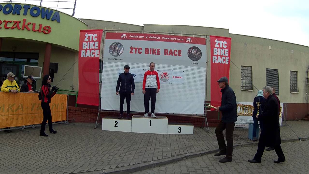 Kolarstwo Masters PL - ŻTC Gr&oacute;jec 24.04.2016 r. DEKORACJA M40