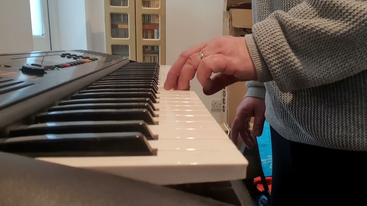 The Cure - Pictures Of You (Keyboard Play along)
