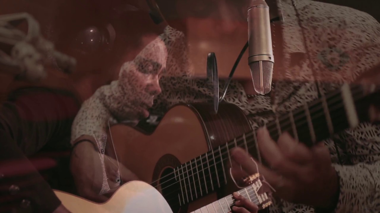 Alex Cuba 