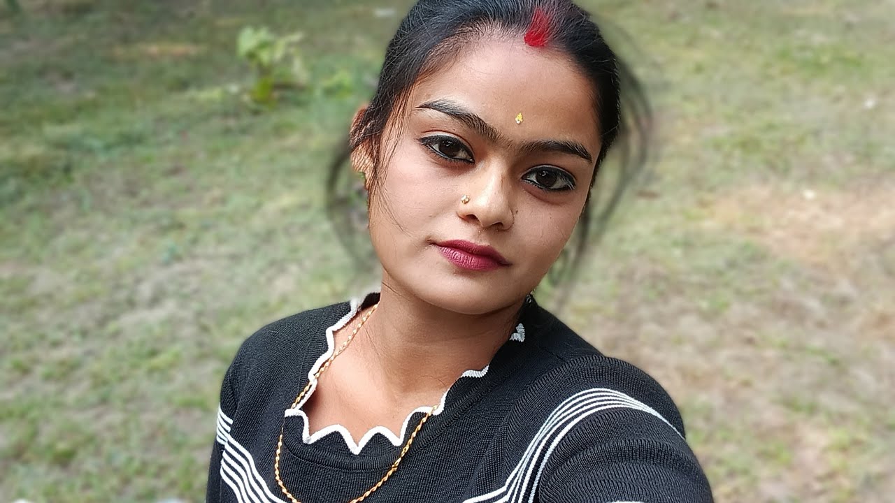 Sanjita biswas  is live পিকনিক করে বাড়িতে এসে সবাই খেললাম মিউজিক্যাল চেয়ার 🤣🤣🤣🤣🤣🤣🤣🤣🤣
