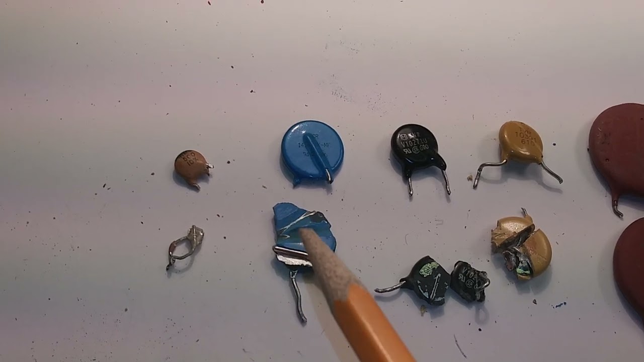 Ceramic capacitors - Is there silver inside?