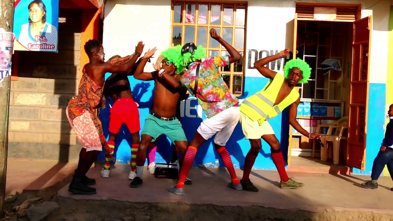 Papa Dennis - Ekhuweshina (TheCrew Kenya Dance Video)