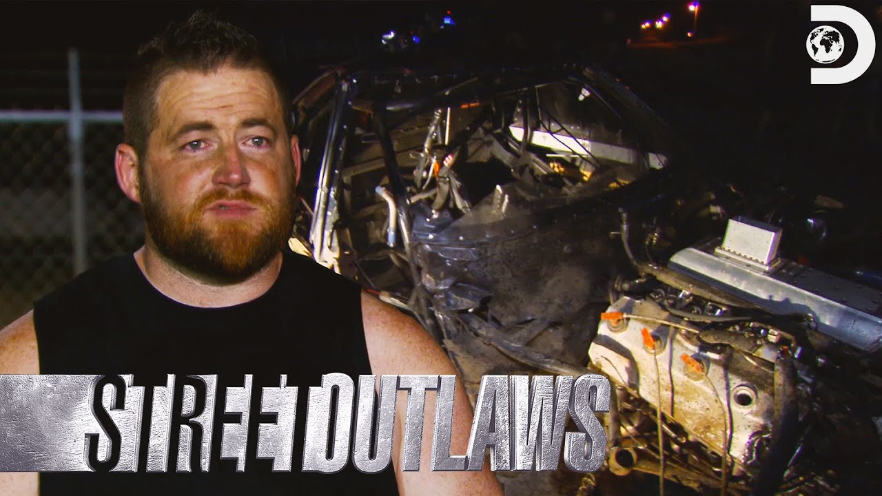 Race Replay: Kamikaze Crashes the El Camino | Street Outlaws