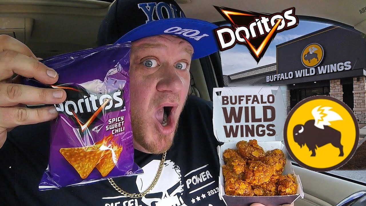 Buffalo Wild Wings ⭐Doritos Spicy Sweet Chili Wings⭐ Food Review!!!