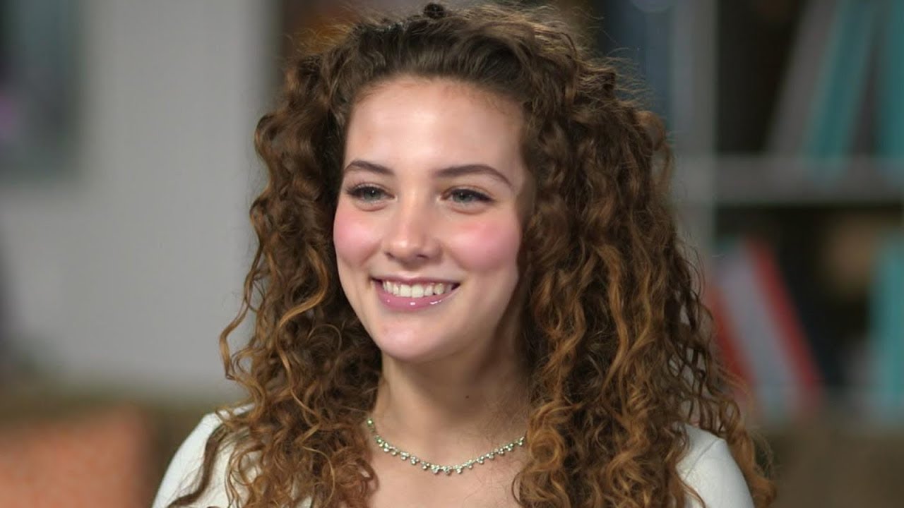 Meet a 16-year-old self-taught contortionist and YouTube star