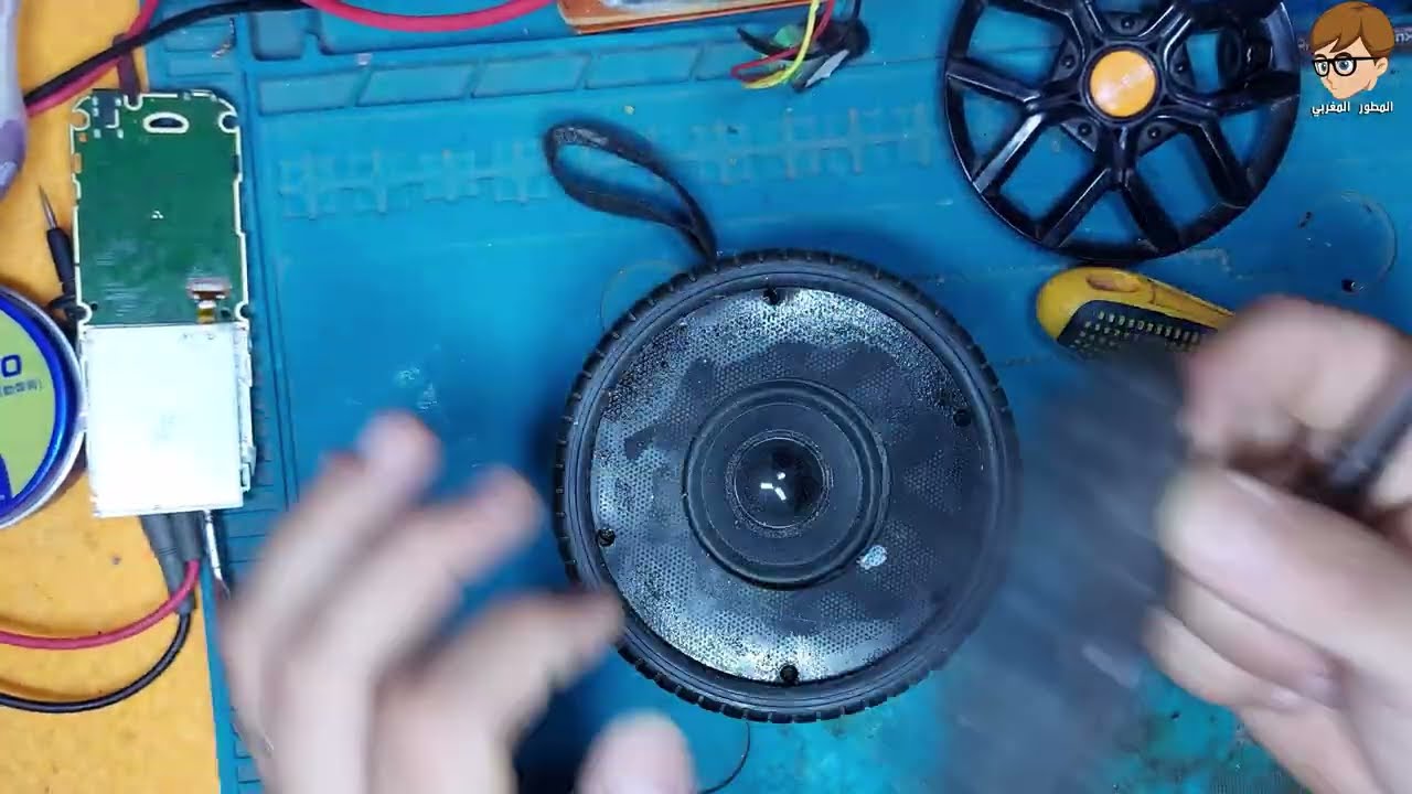 How To Repair Bluetooth Speaker Bo-B12 طريقة فتح وإصلاح مكبر الصوت