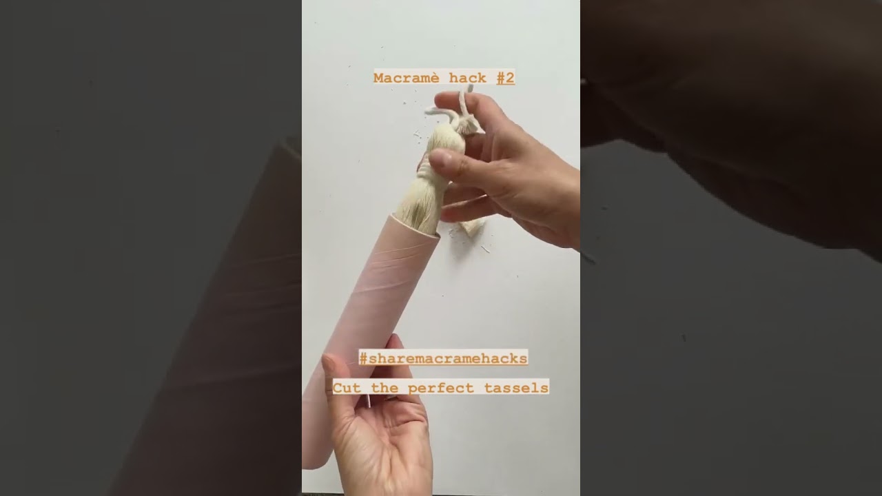 Incredible macrame hack by Isabella, an amazing and talented fiber artist ✨ 