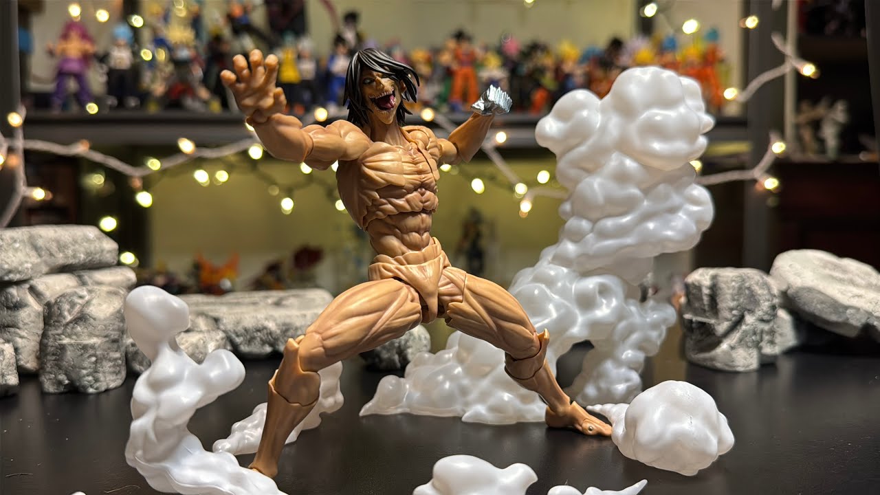 Revoltech Amazing Yamaguchi Attack Titan WITH BONUS ITEM - REVIEW- #erenyeager #attackontitan