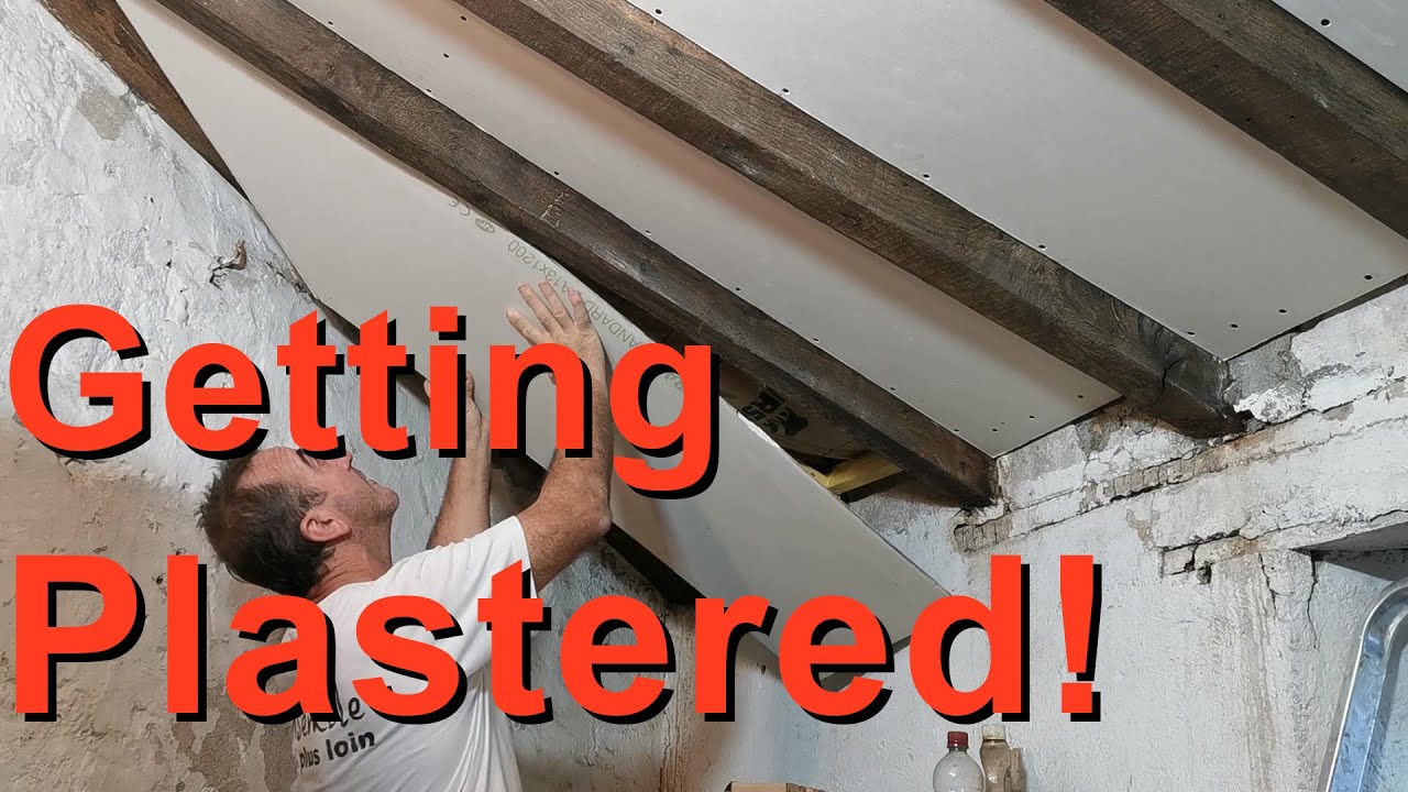 EP 140   This beamed ceiling gets a makeover, French château restoration