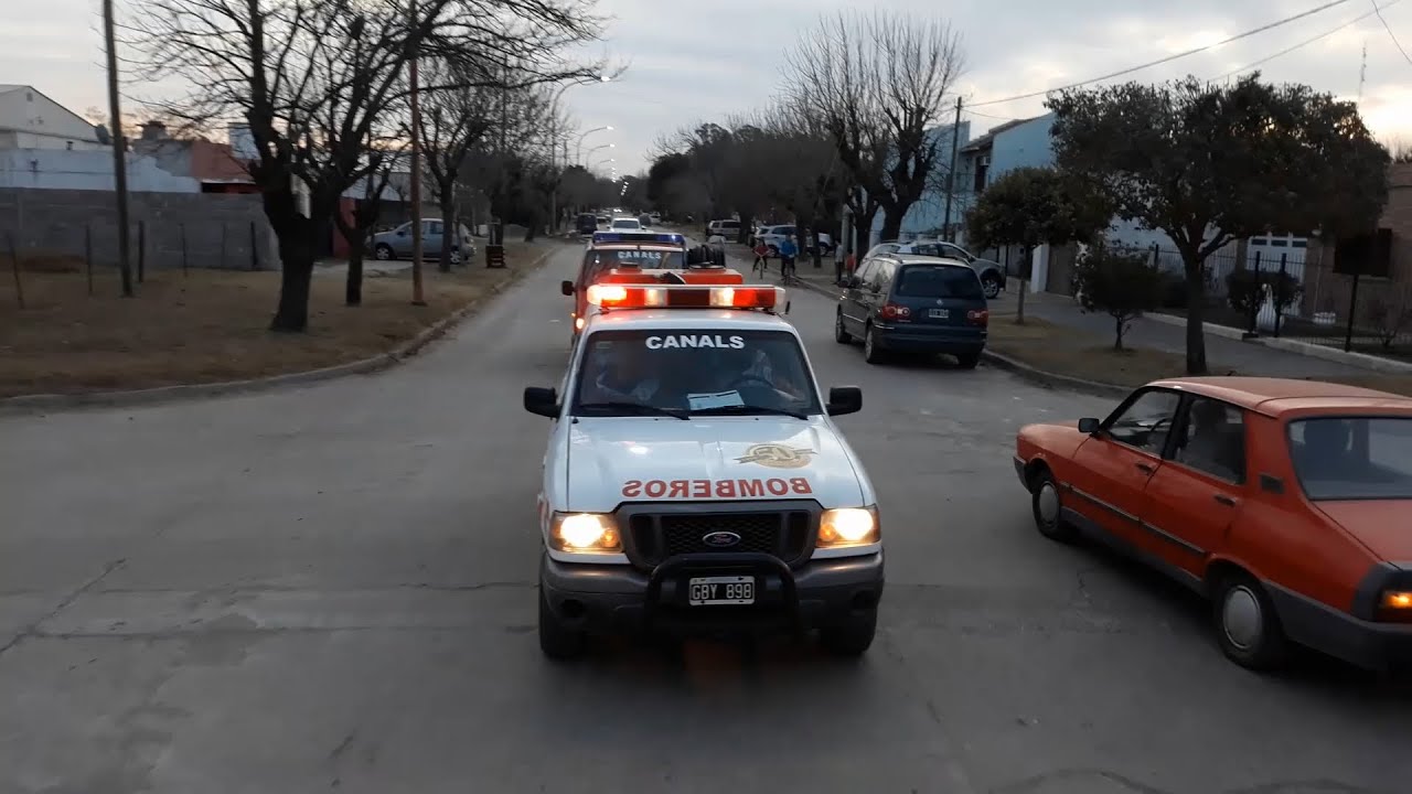🚨 CARAVANA DE BOMBEROS VOLUNTARIOS DE CANALS POR SUS 50 AÑOS 🚒🚒🚒