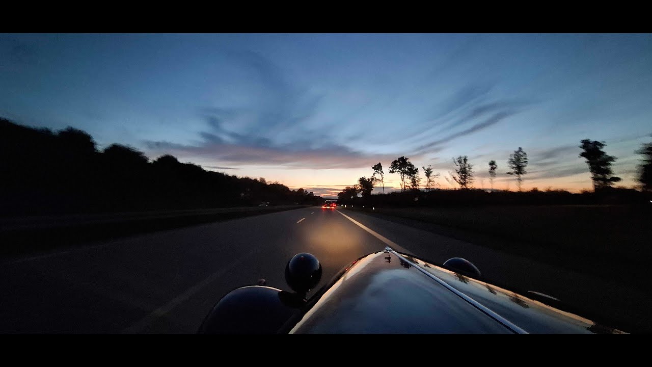 Citroen Traction Avant - Early Autumn