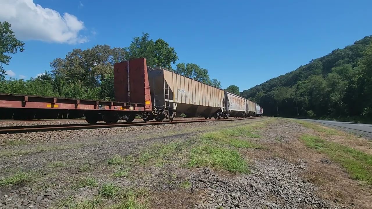NS 1056 leads NS 11V through Newport PA