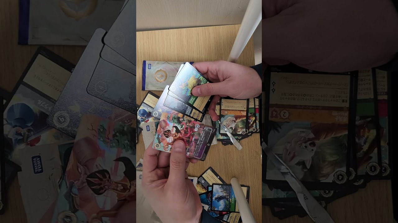 Abriendo caja de Lorcana en Japón (sobre promo de Fabled dentro de Archazia's island)