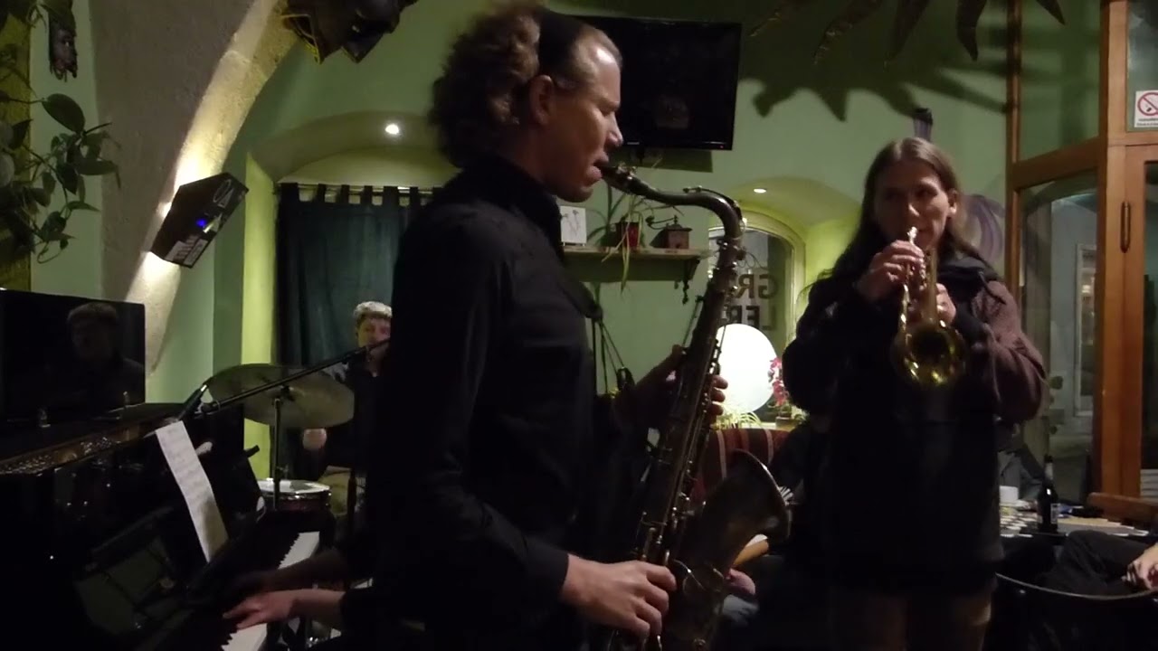 Jamsession mit Chris Kronreif  - Culture Cafe Smaragd, Linz, Austria, 2022-12-07
