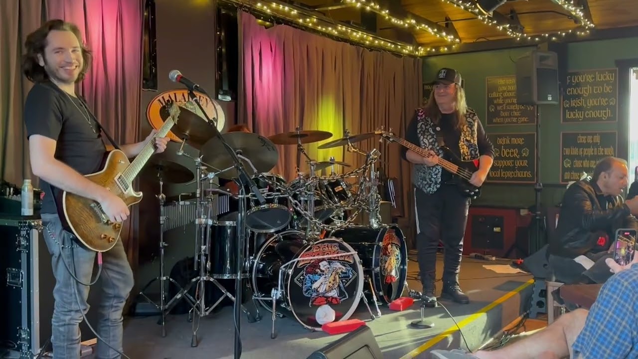 Born Under A Bad Sign - Eric Steckel Live 