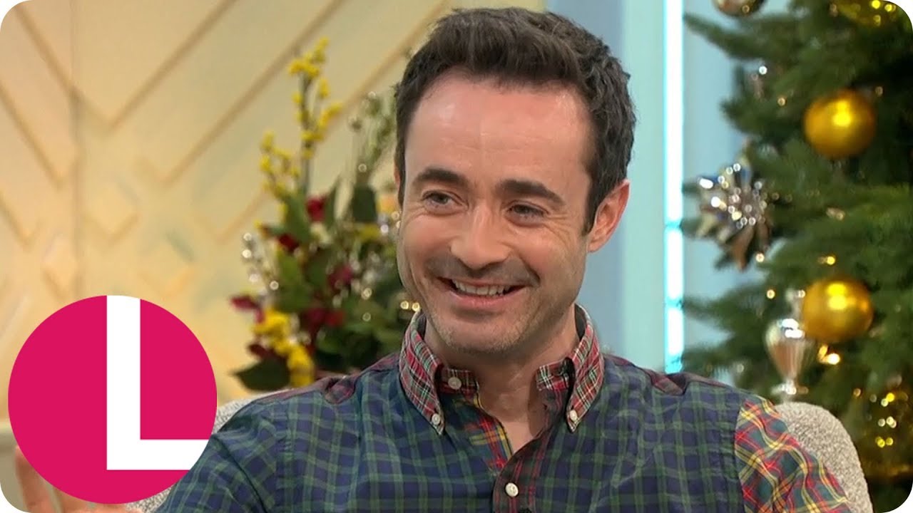 Joe McFadden Discusses New Modern Thriller Play With I&rsquo;m a Celeb&rsquo;s Rita Simons | Lorraine