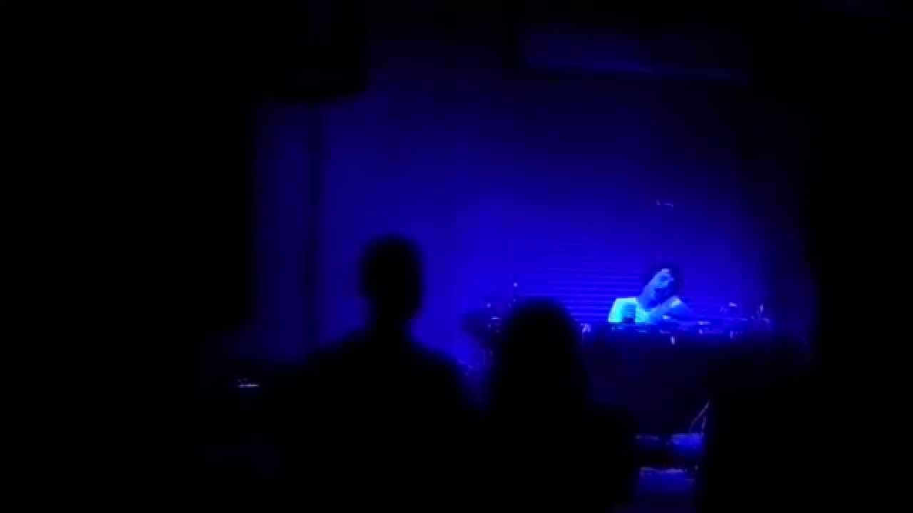 Roger Sellers @ Paper Tiger - Waves