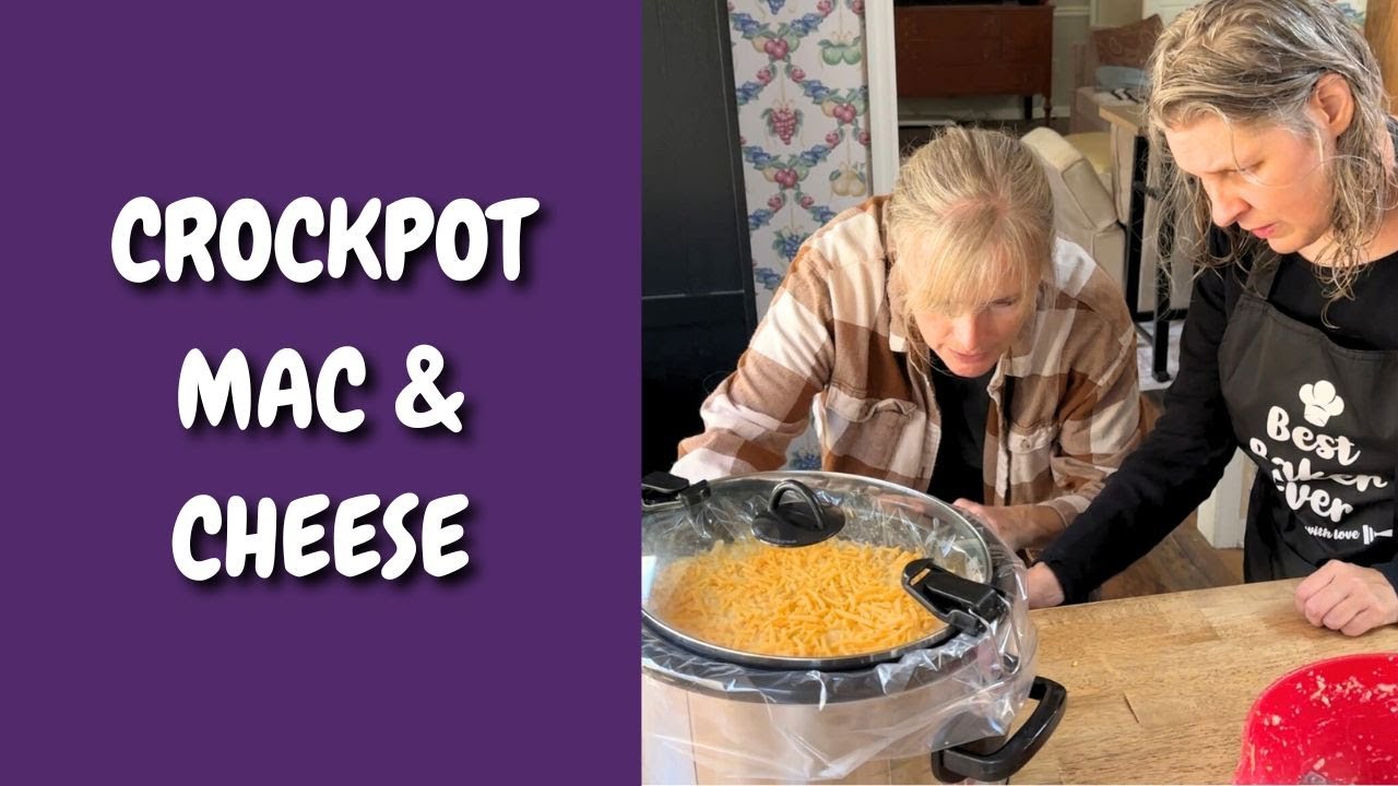 Crockpot Mac and Cheese - a Thanksgiving Essential