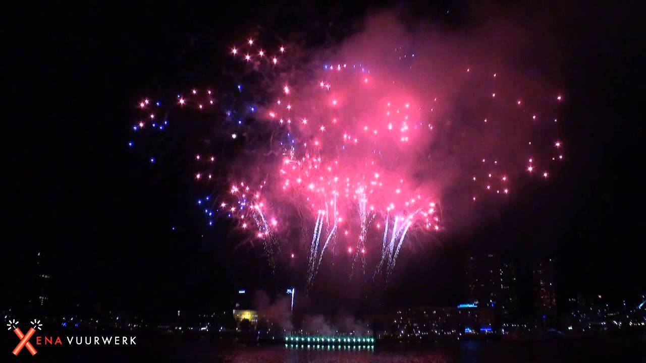 Vuurwerk Wereldhavendagen Rotterdam 2013