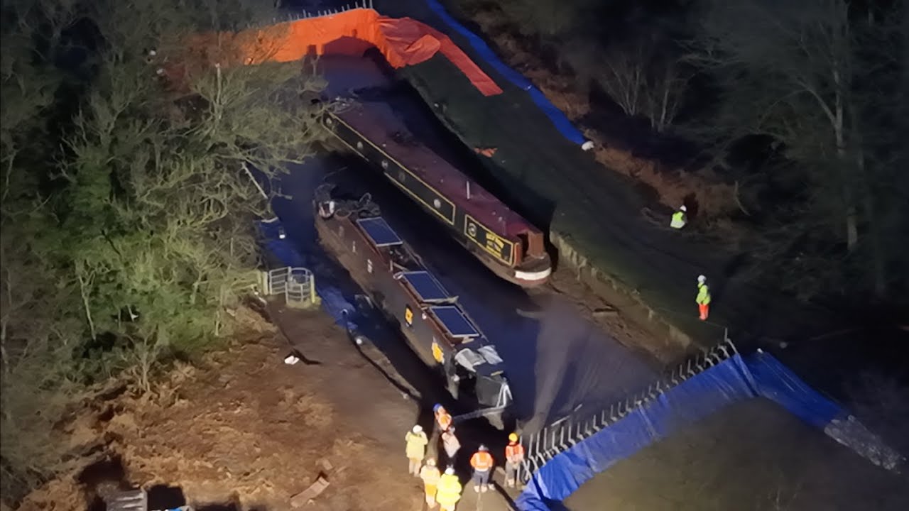 Whitchurch Canal Breach - Re-floating of Ganymede... and Sefton? (Day 26)