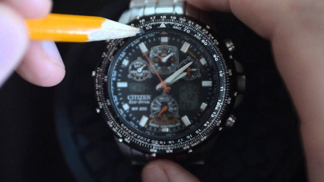 How to Use Aviation Pilot Watch. Advanced Tutorial for Real Aviators. E6B Slide Rule. Part 1 of 2