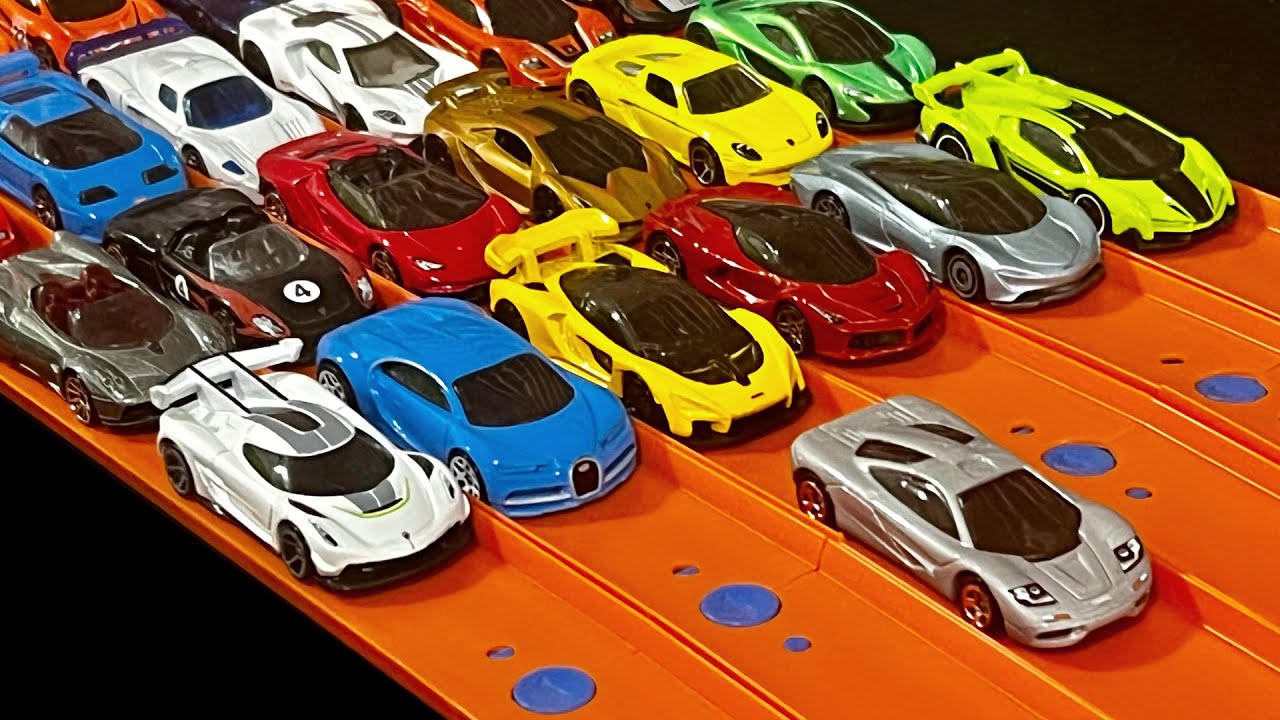 Mclaren F1 vs 20 Exotic Cars Drag Race Tournament