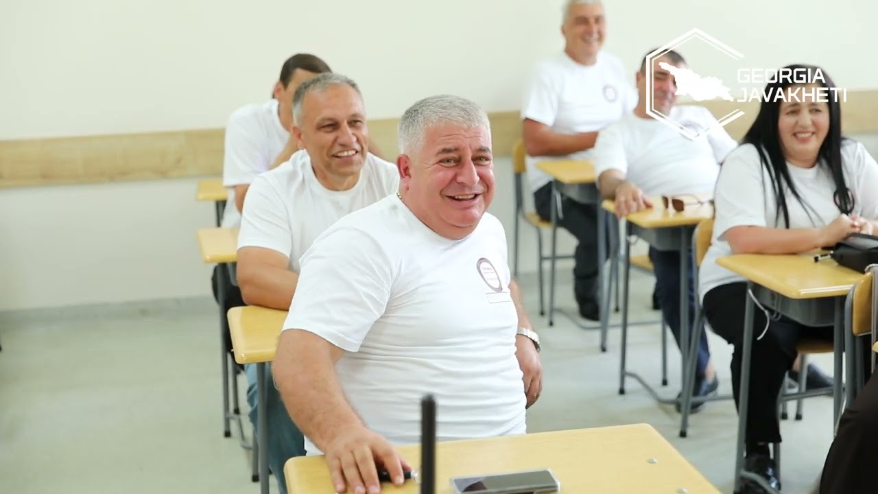 35 лет  спустя: выпускники снова вместе в родной