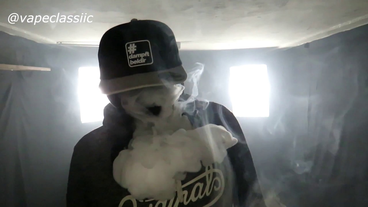 The BEST VAPE TRICKS 2018 ! /@vapeclassiic