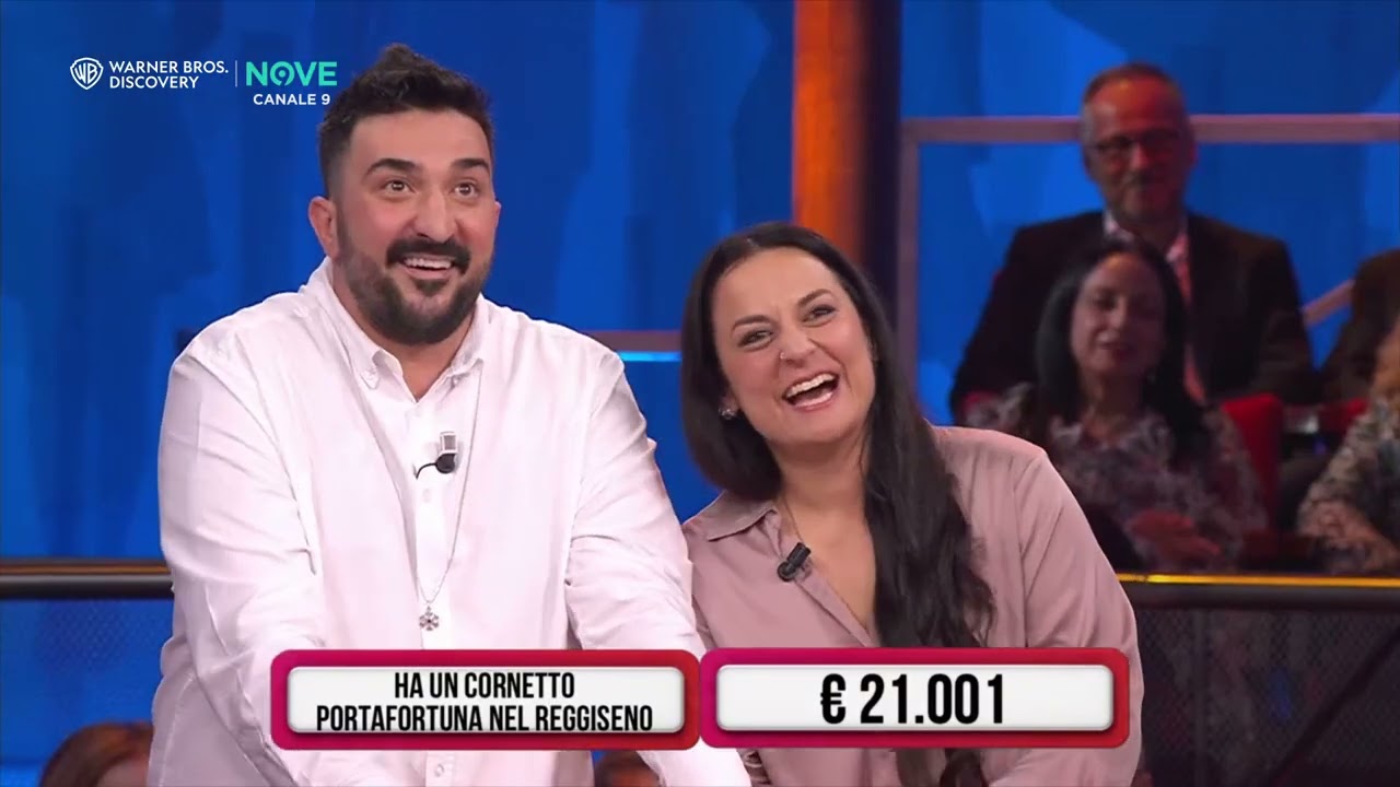 Barbara Foria e il suo Pazzi di Napoli è ospite di Chissa chi è