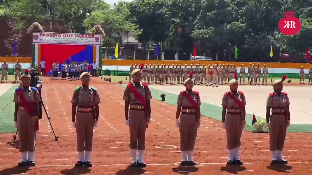 Chang 37 gipa batch-ona rimnapa man·gipa constable-rangna Passing Out Parade-ko ong·atanga