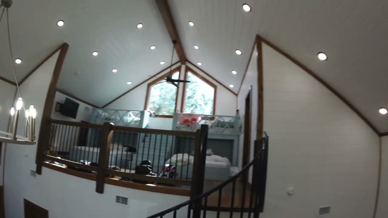 Fly through attempt with fpv racing drone & rates just for fun - White Oak Cottage, Broken Bow OK