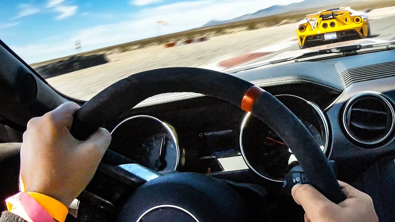 SHELBY MUSTANG ATTEMPTS TO GAP NEW FORD GT!