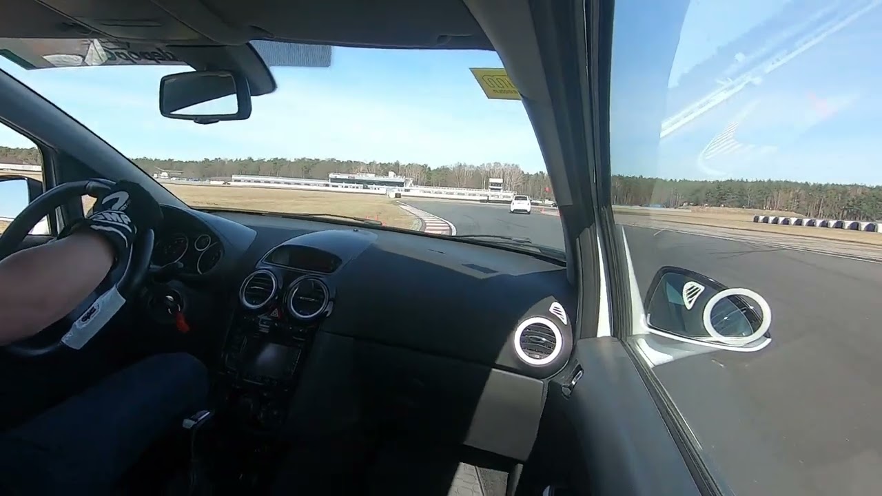 HOT HATCH CUP I SILESIA RING 27.03.2022 Opel Corsa D OPC NE Czego nie robić na HHC?