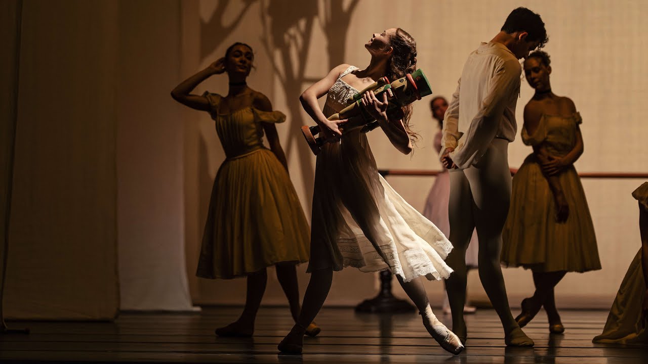 Trailer DER NUSSKNACKER