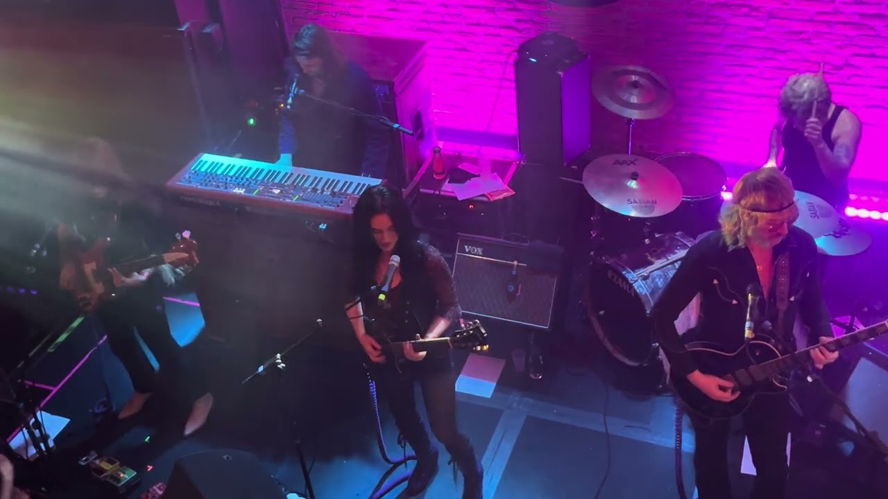 Rosalie Cunningham live Paris March 2026