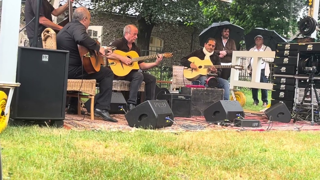 Les Yeux Noirs - Jimmy Rosenberg & Adell Trio