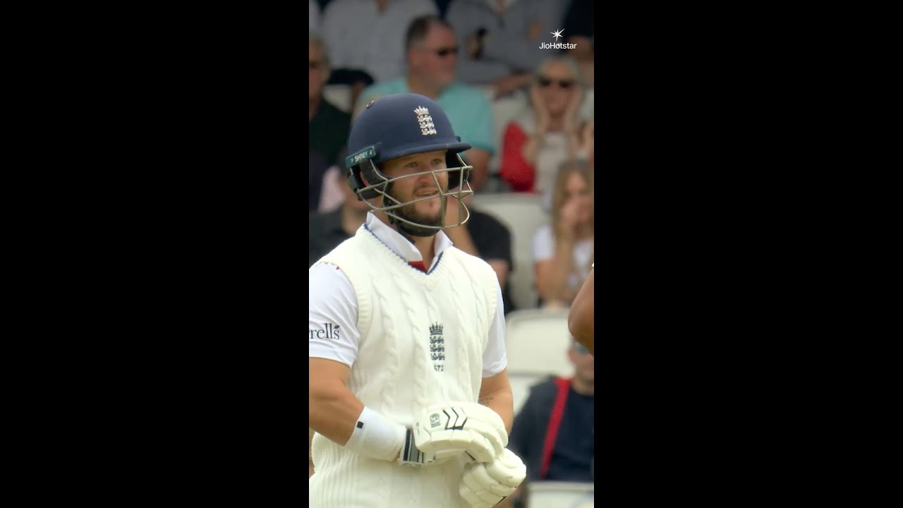 Ben Duckett sledges Akash Deep, but the Indian pacer gets his revenge! | 5th Test, Day 2 | 