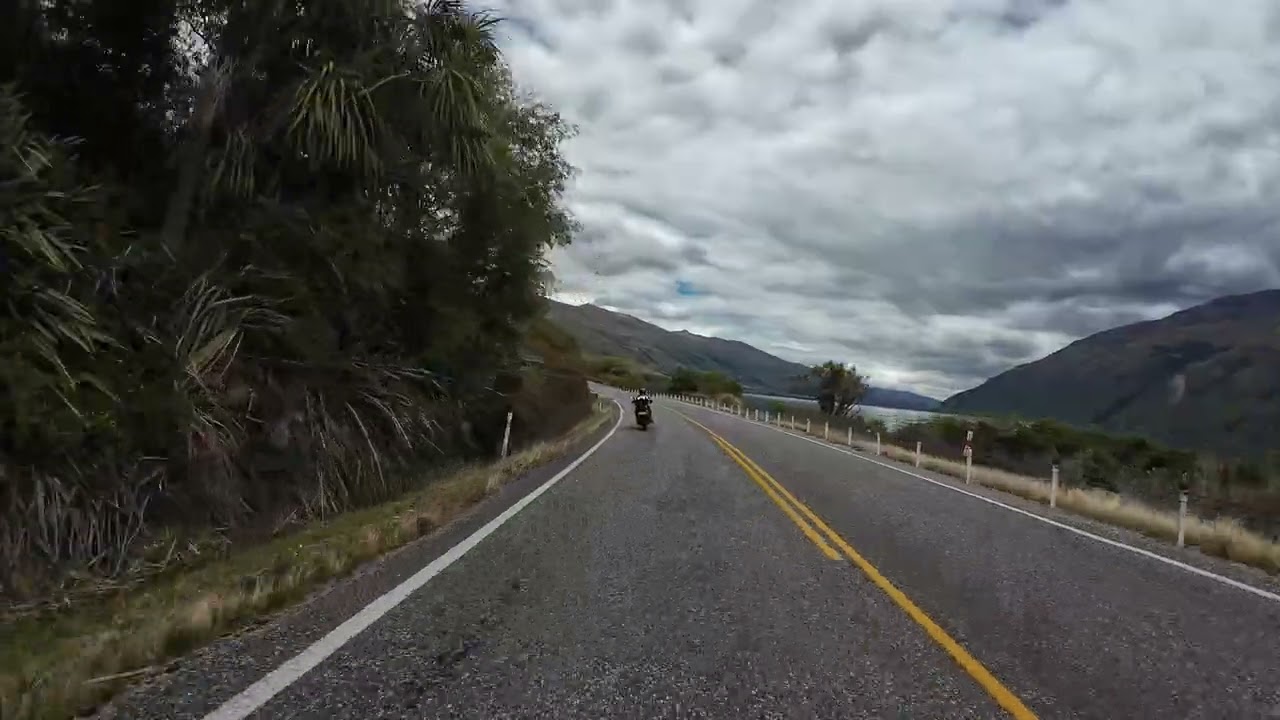 Lake Wakatipu and the Remarkables Mountain Range (HD)