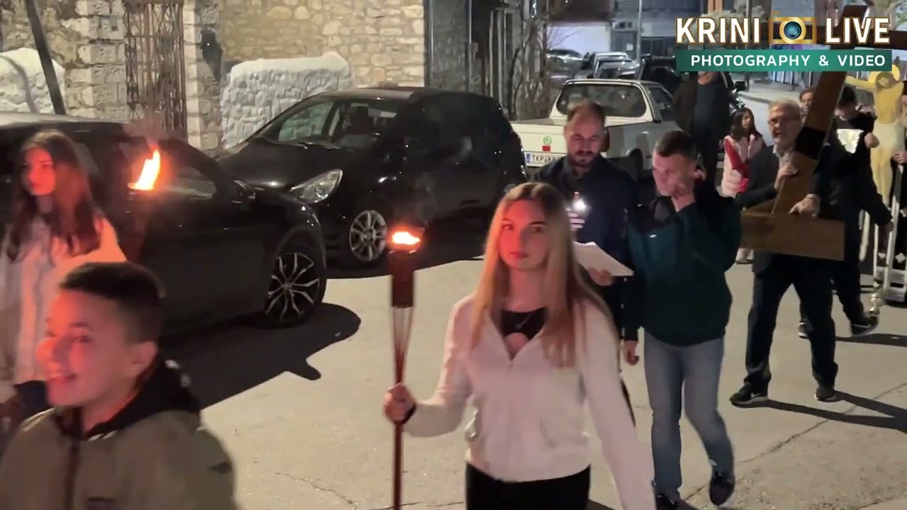 Ρίγη συγκίνησης κατά την αναπαράσταση της Σταύρωσης σε Βουνό της Φαρκαδόνας