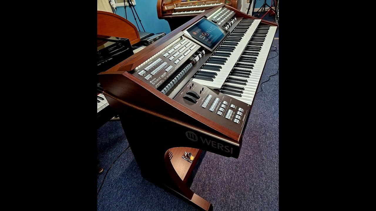 Allens Music Organ & Keyboard Showcase 11 :  Wersi OAX800 ( Mahogany finish )