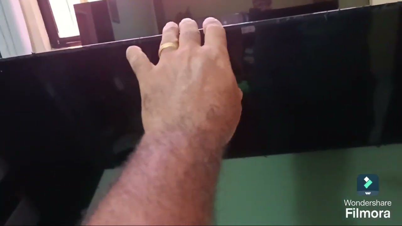 instalando tela Philco com borda em tv tela infinita 