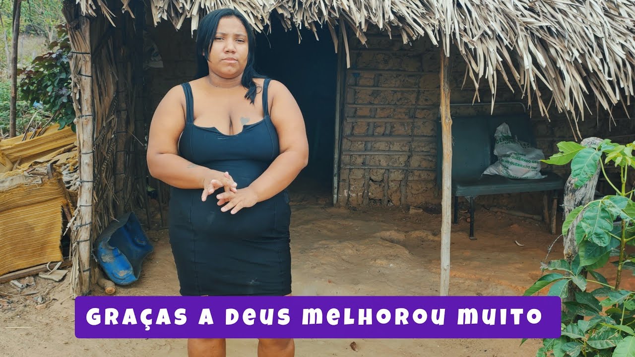 MARIA CLARA é muito agradecida com as ajudas que ganha, ela fala da saúde da sua mãe.